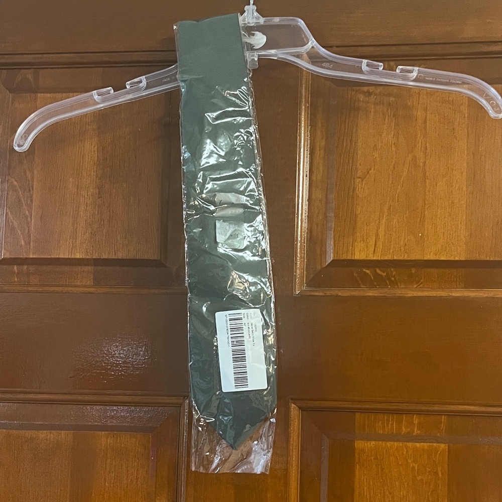 Azazie Green Tie